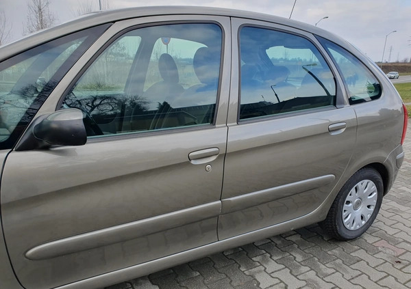 Citroen Xsara Picasso cena 11900 przebieg: 187350, rok produkcji 2008 z Katowice małe 137